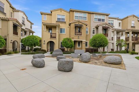 Tiny photo for 270 Ariana Place, Mountain View, CA 94043 (MLS # ML82043981)