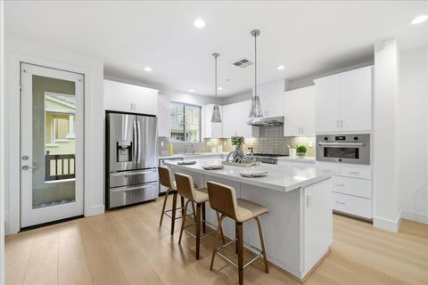 Tiny photo for 270 Ariana Place, Mountain View, CA 94043 (MLS # ML82043981)