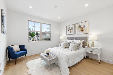 Tiny photo for 270 Ariana Place, Mountain View, CA 94043 (MLS # ML82043981)
