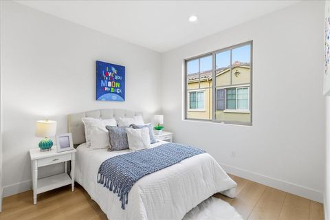 Tiny photo for 270 Ariana Place, Mountain View, CA 94043 (MLS # ML82043981)