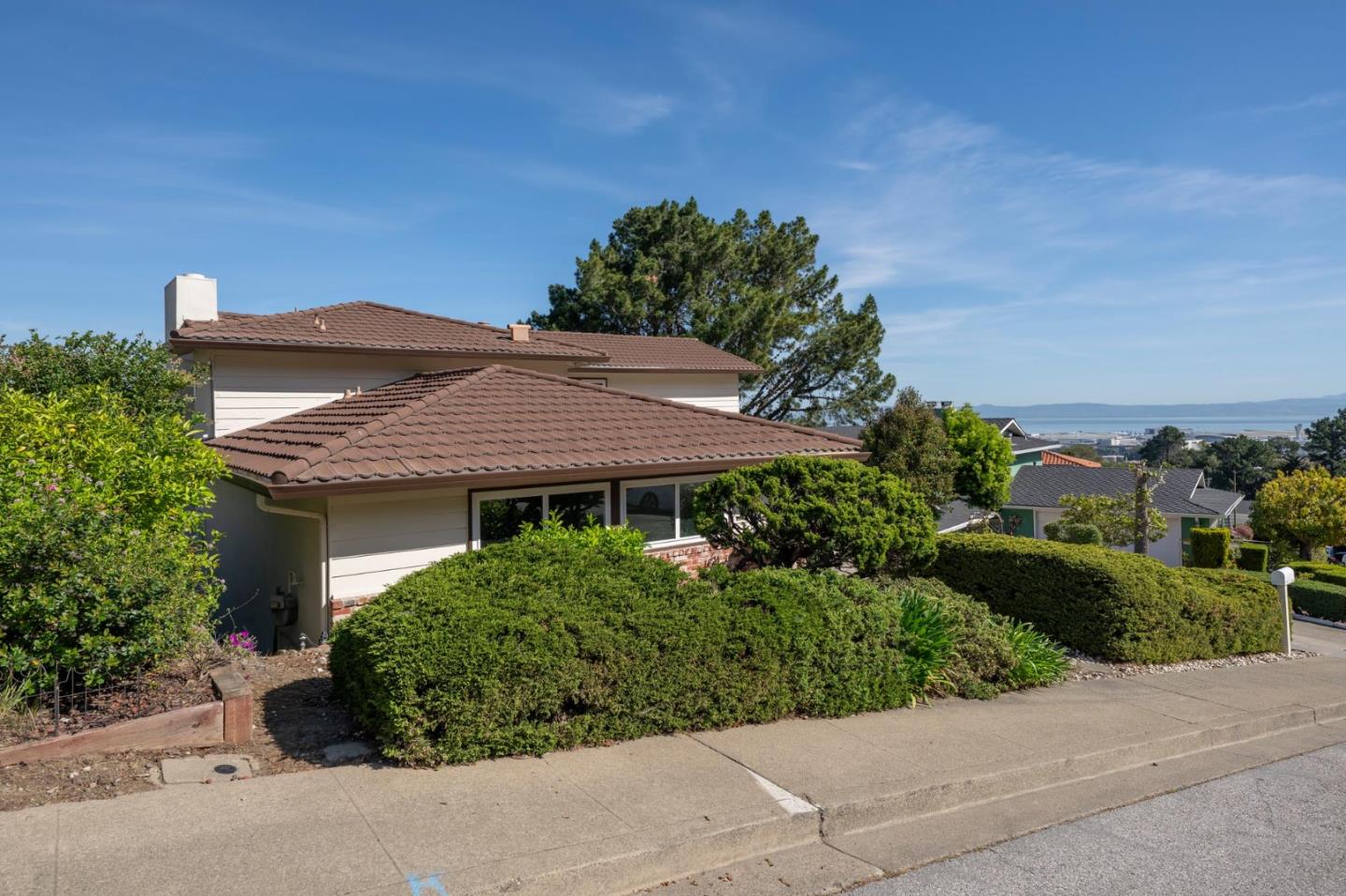 1255 Tuolumne Road