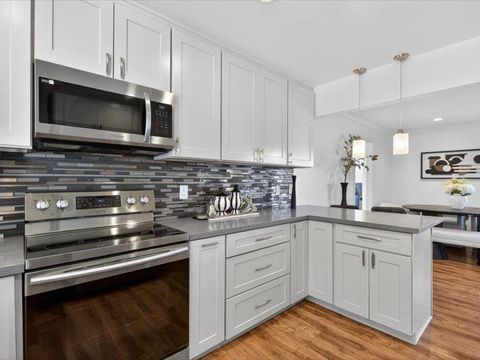 Tiny photo for 1423 SW Santa Fe Drive, SAN JOSE, CA 95118 (MLS # ML82043180)