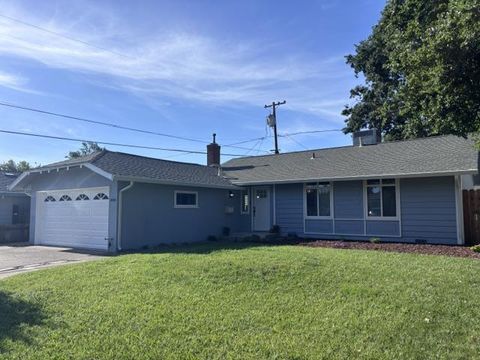 449 Cottonwood Street VACAVILLE CA 95688
