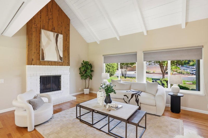 560 Tawny Drive