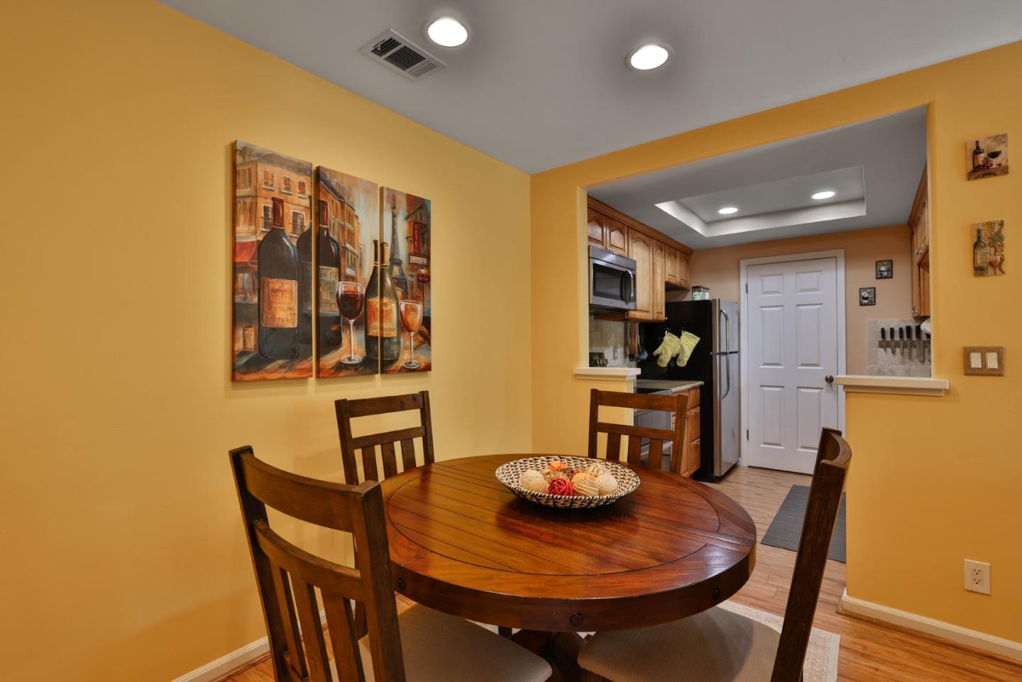 5924 Bridgeport Lake Way
