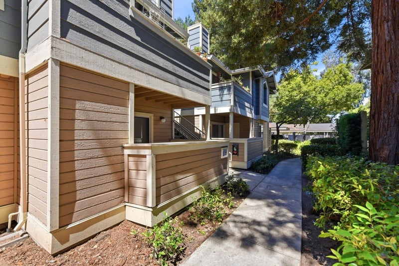 2695 Somerset Park Circle