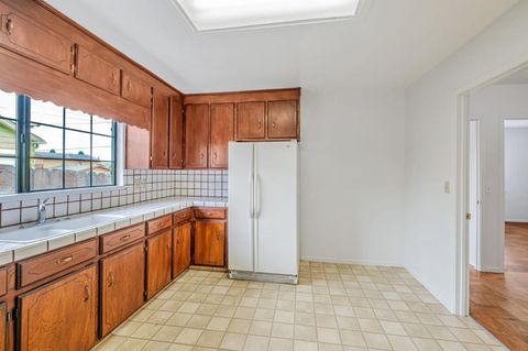 Tiny photo for 932 Lincoln Street, WATSONVILLE, CA 95076 (MLS # ML82022489)