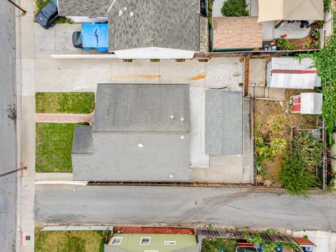 Tiny photo for 932 Lincoln Street, WATSONVILLE, CA 95076 (MLS # ML82022489)