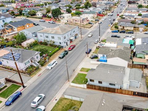 Tiny photo for 932 Lincoln Street, WATSONVILLE, CA 95076 (MLS # ML82022489)
