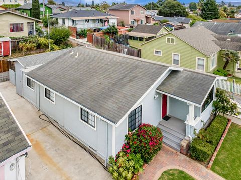 Tiny photo for 932 Lincoln Street, WATSONVILLE, CA 95076 (MLS # ML82022489)