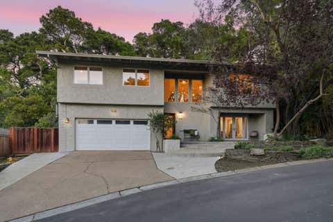Photo of 215 Vista De Sierra, LOS GATOS, CA 95030 (MLS # ML82038631)