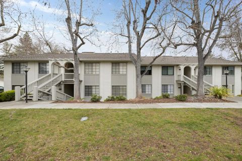 Photo of 5208 Cribari Hls, San Jose, CA 95135 (MLS # ML82034800)