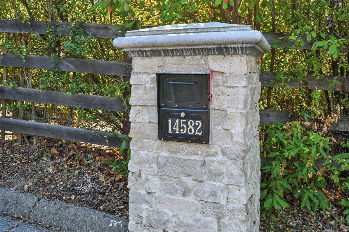 14582 Horseshoe Court