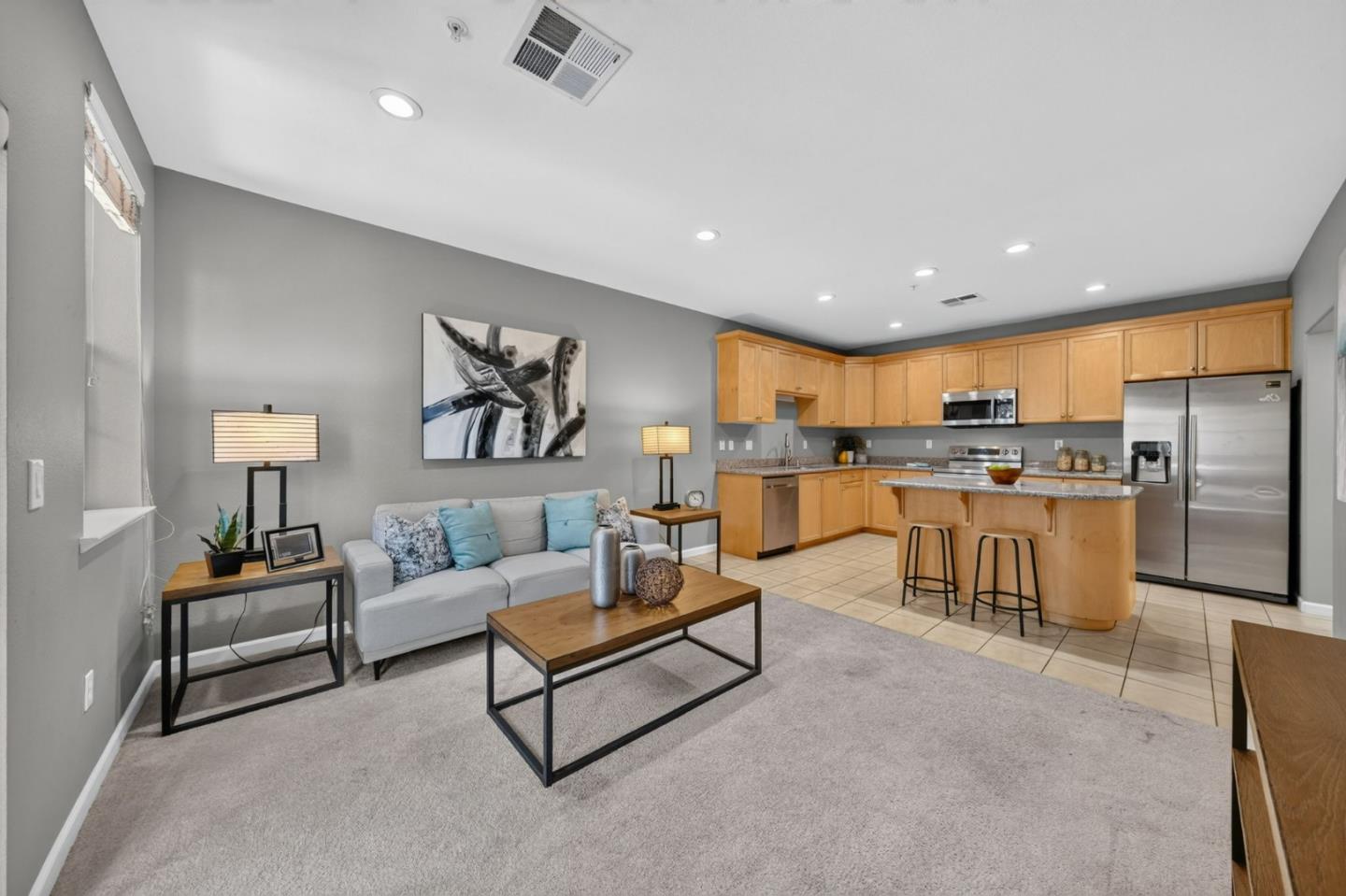 88 North Jackson Avenue 307