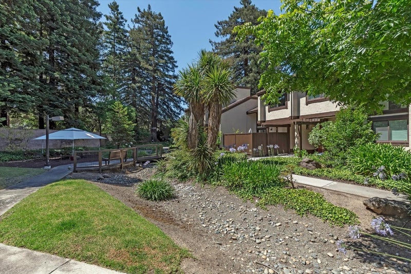 1525 Tyler Park Way