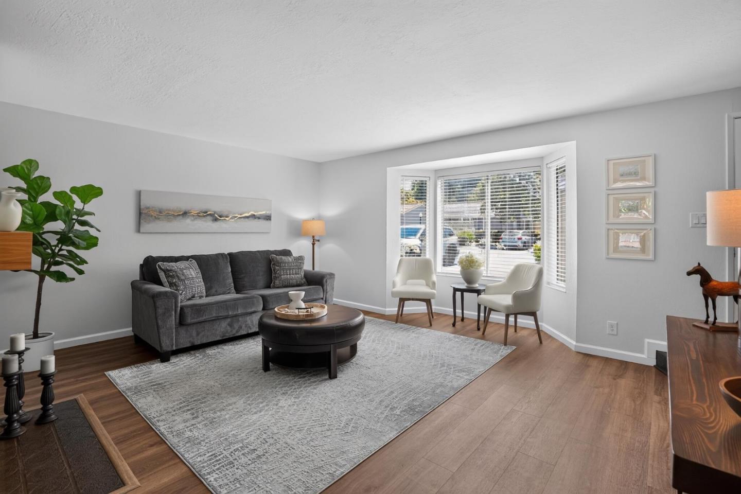 832 Royal Ann Lane