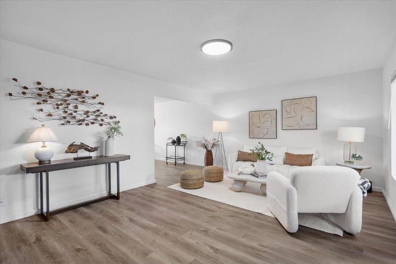 244 Palacio Royale Circle