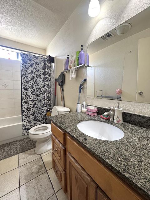 Tiny photo for 1545 23rd Avenue, OAKLAND, CA 94606 (MLS # ML82029320)