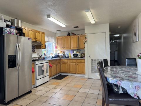 Tiny photo for 1545 23rd Avenue, OAKLAND, CA 94606 (MLS # ML82029320)