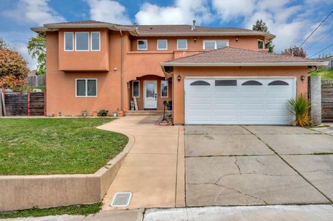 Photo of 2672 Odonnell Drive, SAN PABLO, CA 94806 (MLS # ML82041520)
