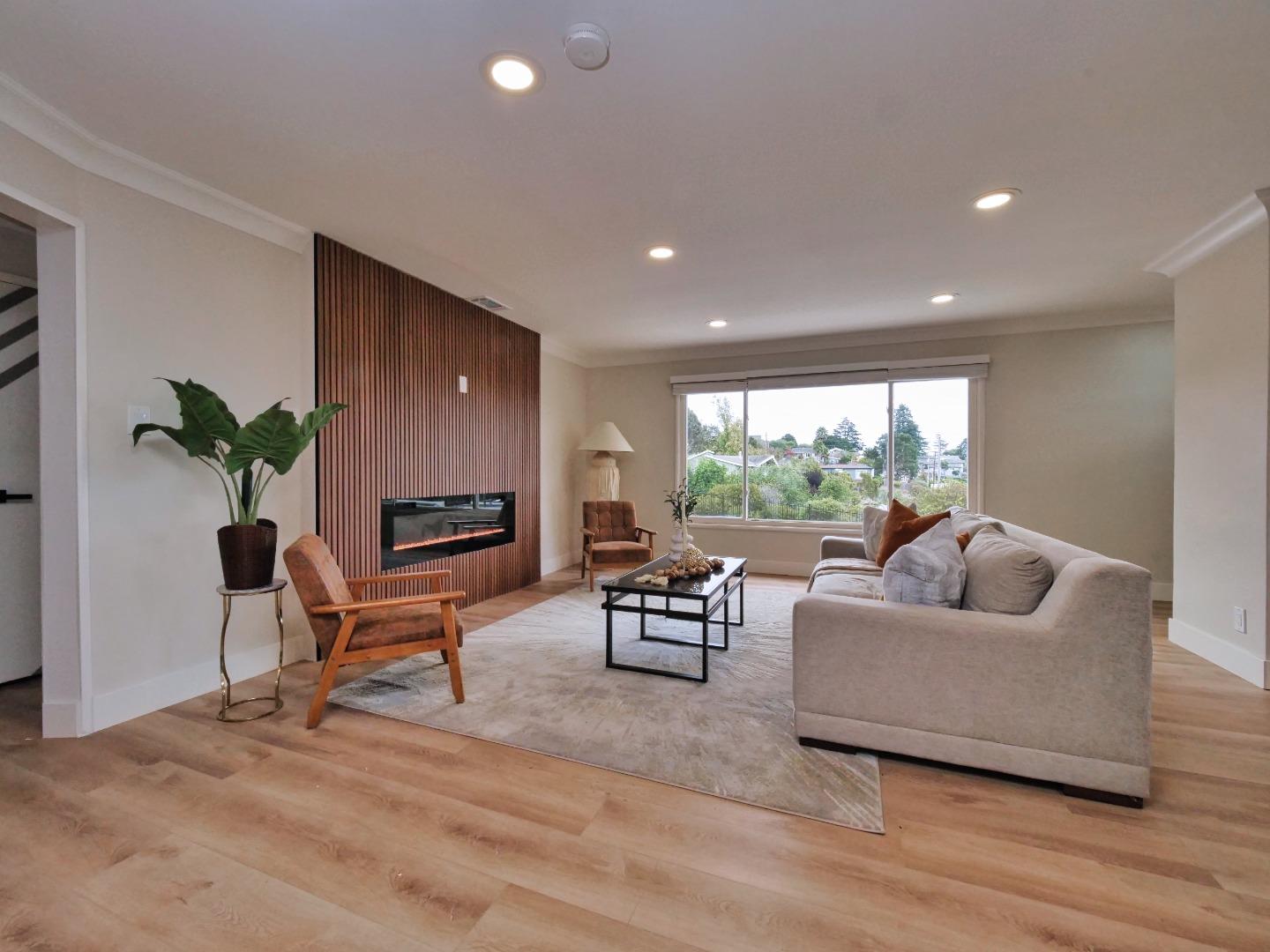 7433 Moeser Lane