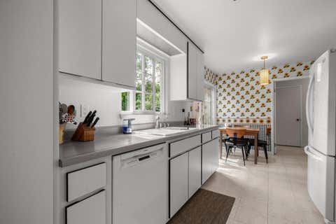 Tiny photo for 924 Kamsack Court, SUNNYVALE, CA 94087 (MLS # ML82055077)