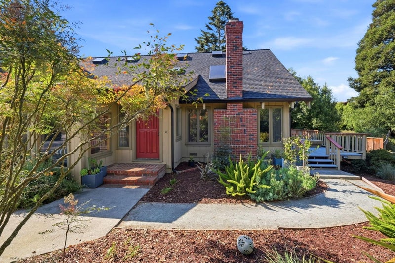 135 Seabreeze Place