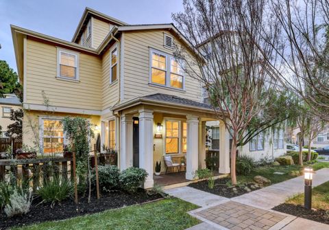 Photo of 136 Avellino Way, Mountain View, CA 94043 (MLS # ML82033628)