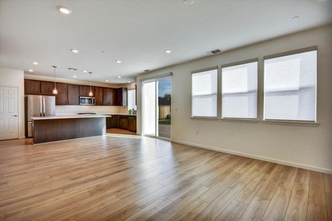 Tiny photo for 2160 Fuchsia Drive, HOLLISTER, CA 95023 (MLS # ML82033284)