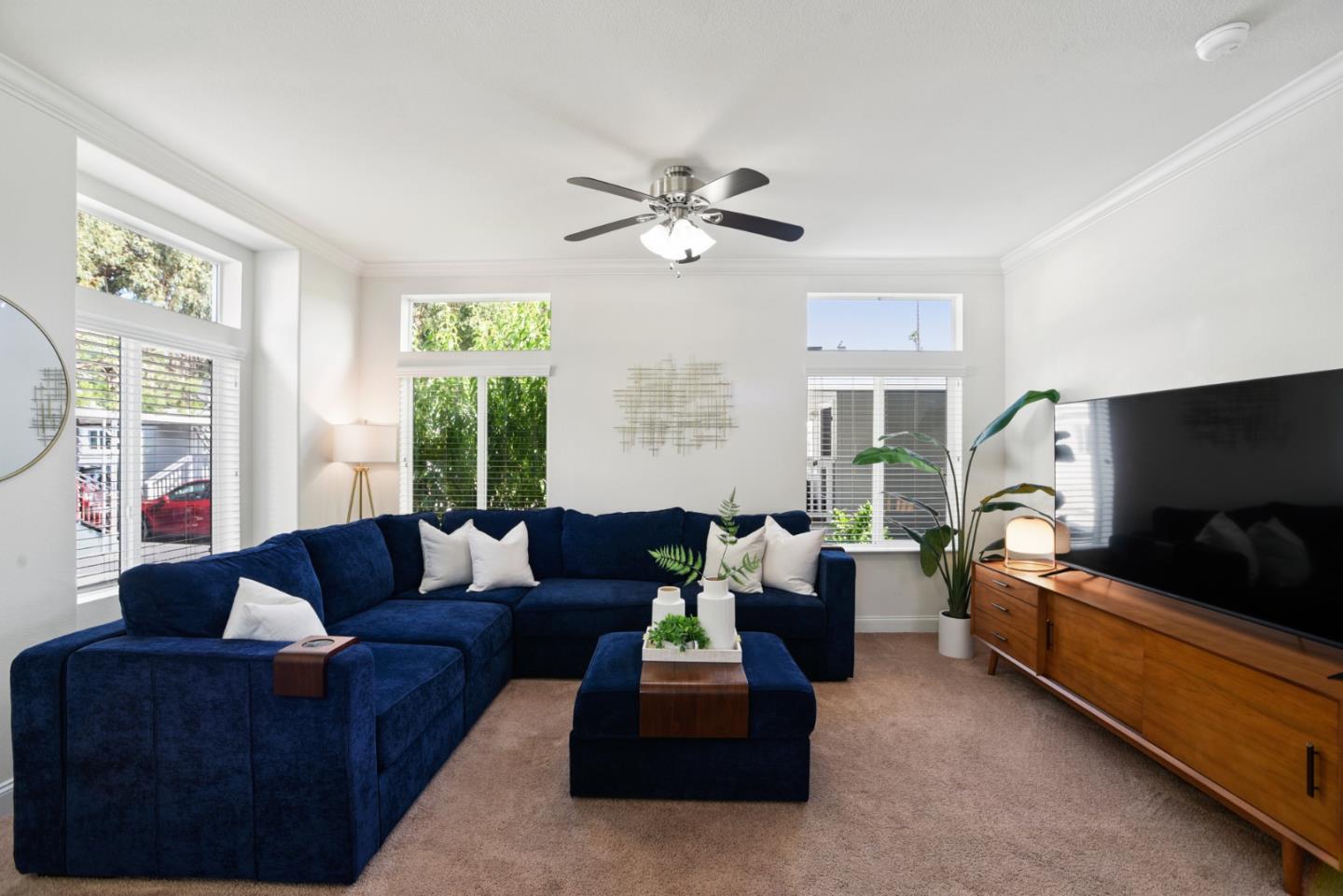 191 East El Camino Real