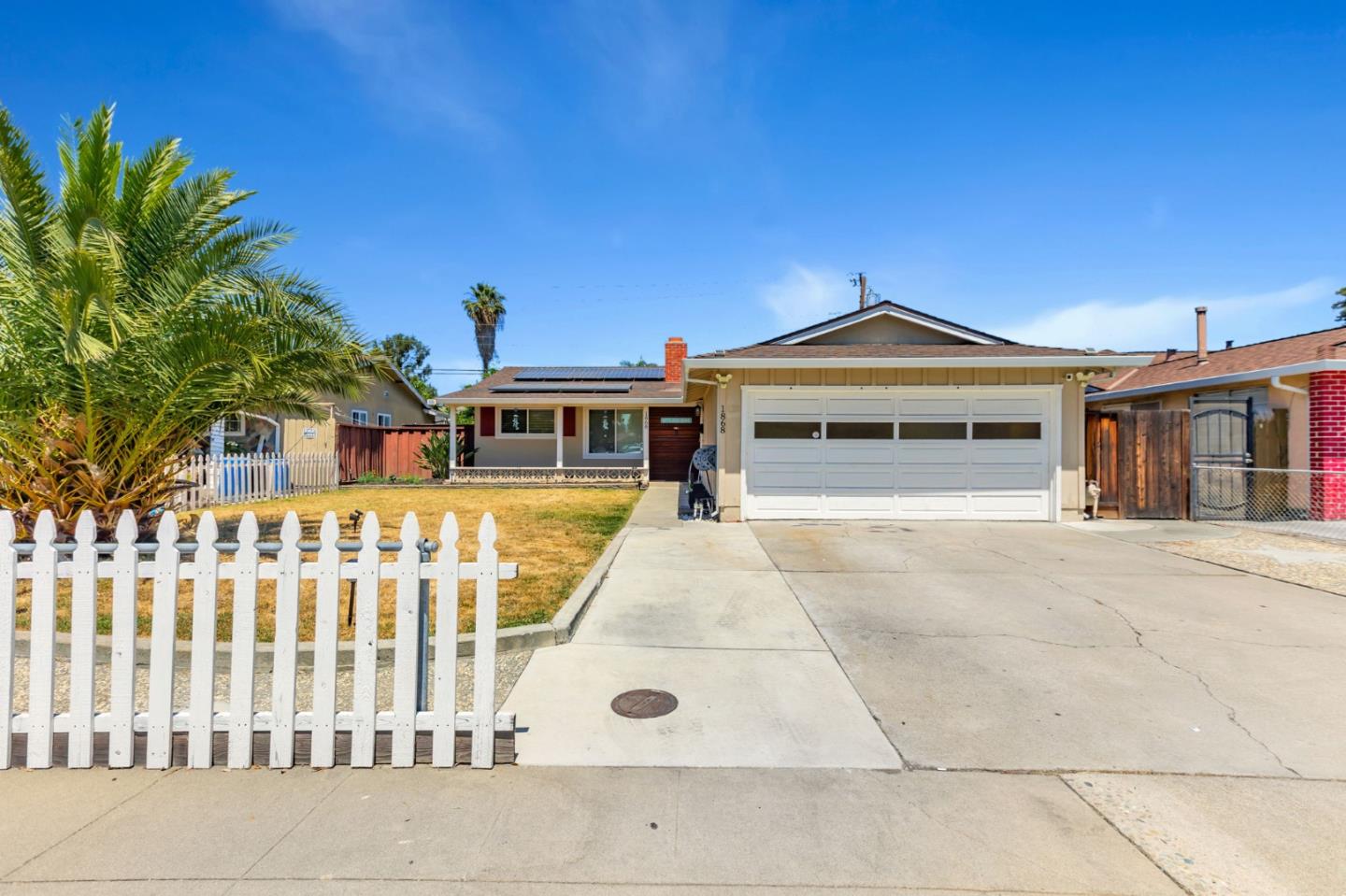 1868 Crinan Drive