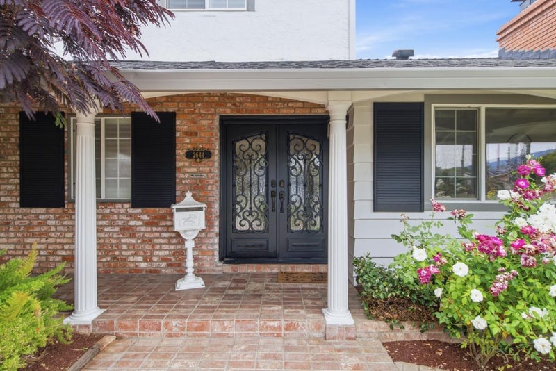 2644 Briarwood Drive