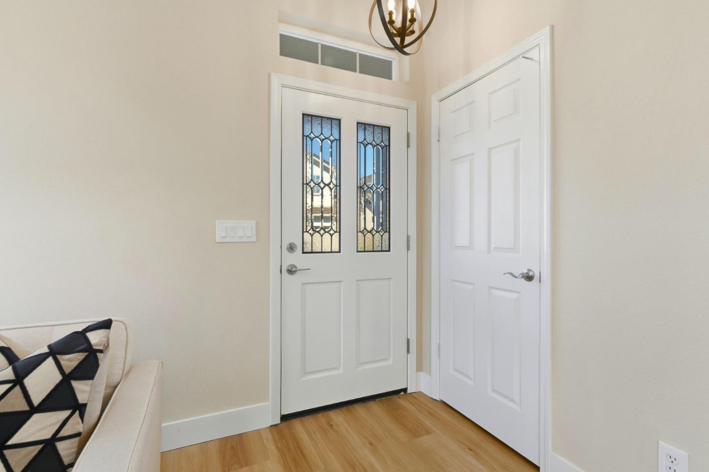 101 Glen Alpine Court
