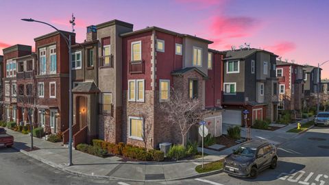 Tiny photo for 1053 Eagle Way, San Jose, CA 95131 (MLS # ML82032814)