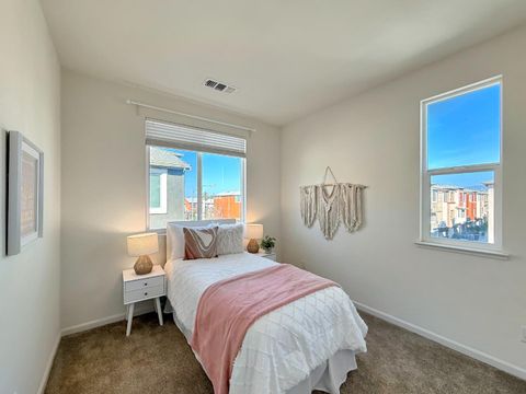 Tiny photo for 1053 Eagle Way, San Jose, CA 95131 (MLS # ML82032814)