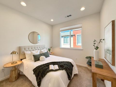 Tiny photo for 1053 Eagle Way, San Jose, CA 95131 (MLS # ML82032814)