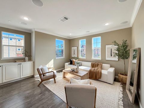 Tiny photo for 1053 Eagle Way, San Jose, CA 95131 (MLS # ML82032814)