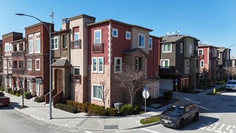 Tiny photo for 1053 Eagle Way, San Jose, CA 95131 (MLS # ML82032814)