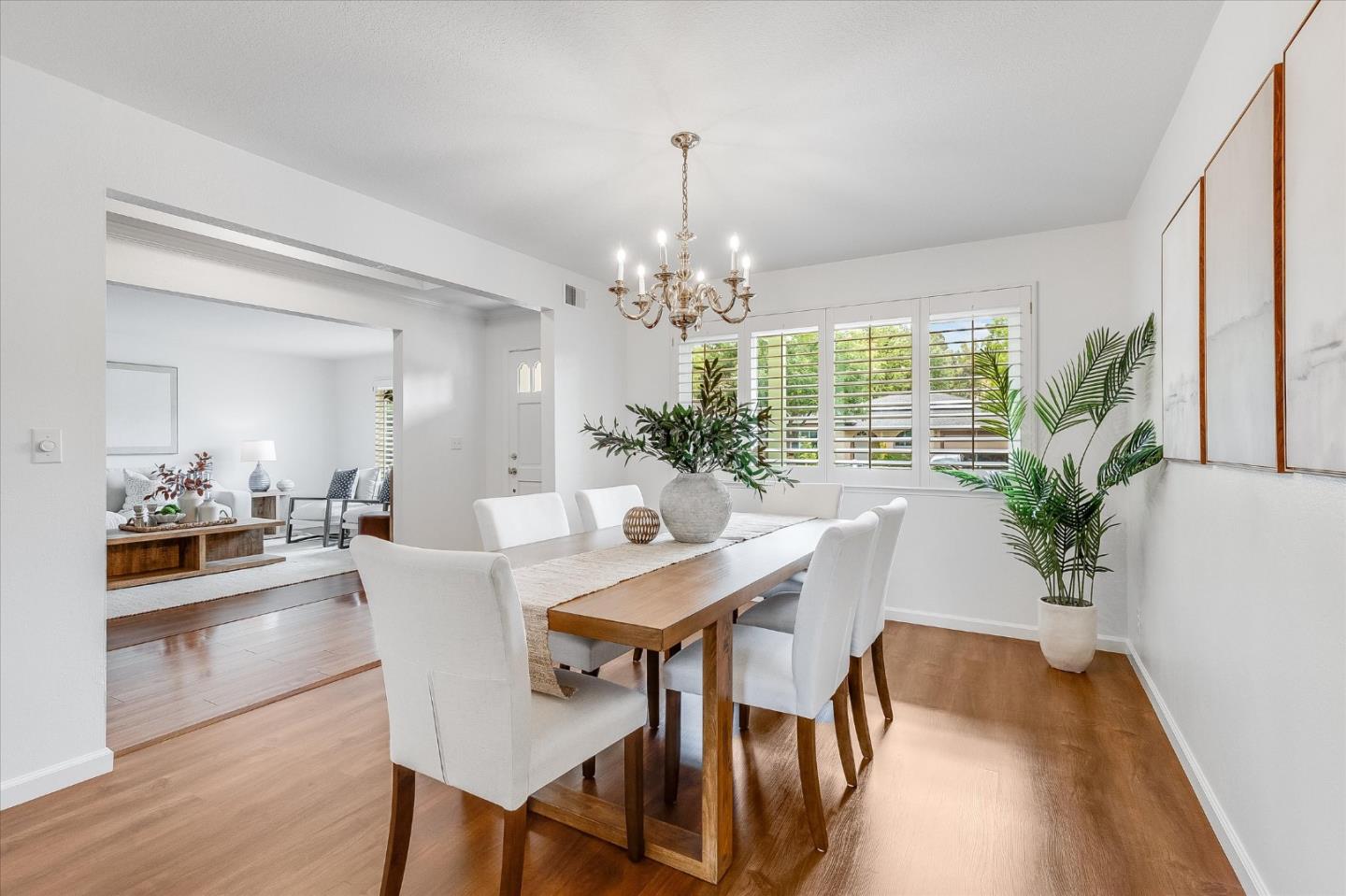 786 Sunset Glen Drive