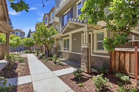 Photo of 2220 Rosenblatt Street, HAYWARD, CA 94544 (MLS # ML82047993)