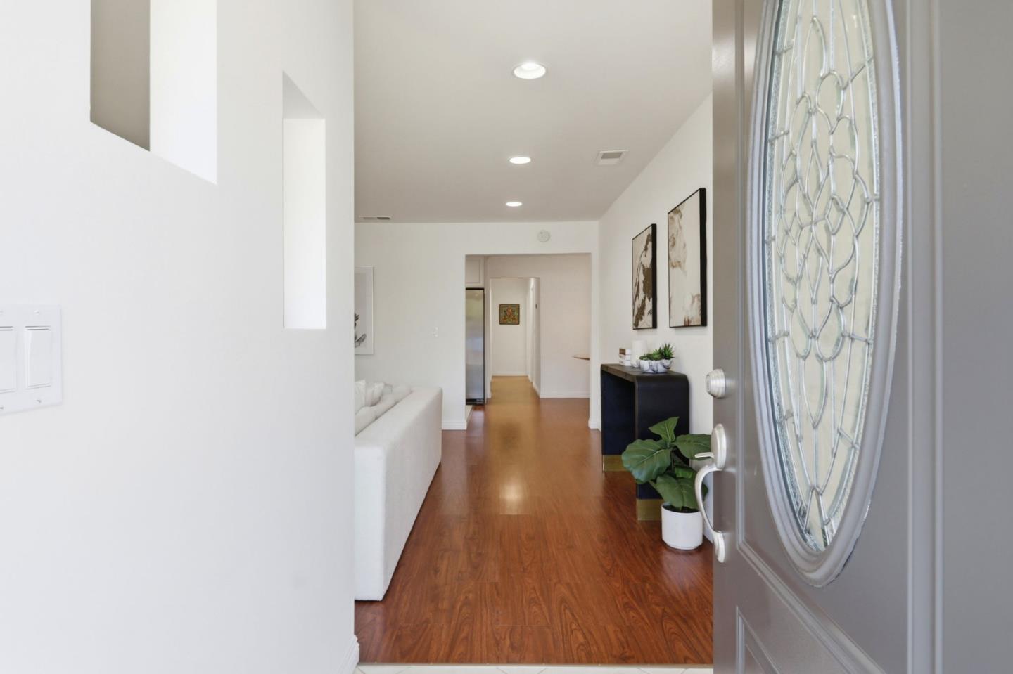 383 Burnett Avenue