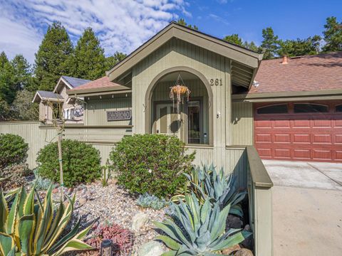 Photo of 261 Dry Creek Road, APTOS, CA 95003 (MLS # ML82025722) Photo of 261 Dry Creek Road, APTOS, CA 95003 (MLS # ML82025722)