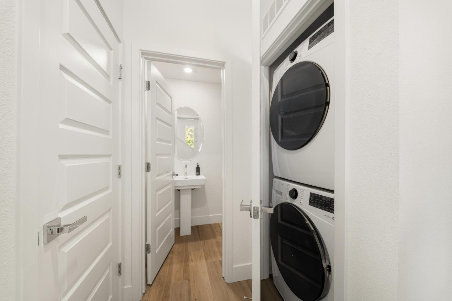 932 Noble Fir Terrace 4, Sunnyvale CA 94086