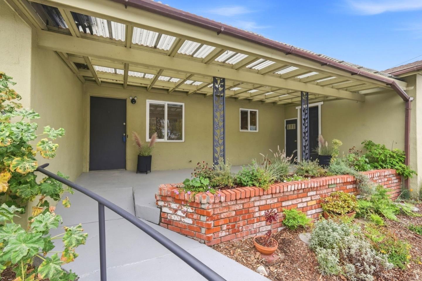 504 Pendegast Avenue