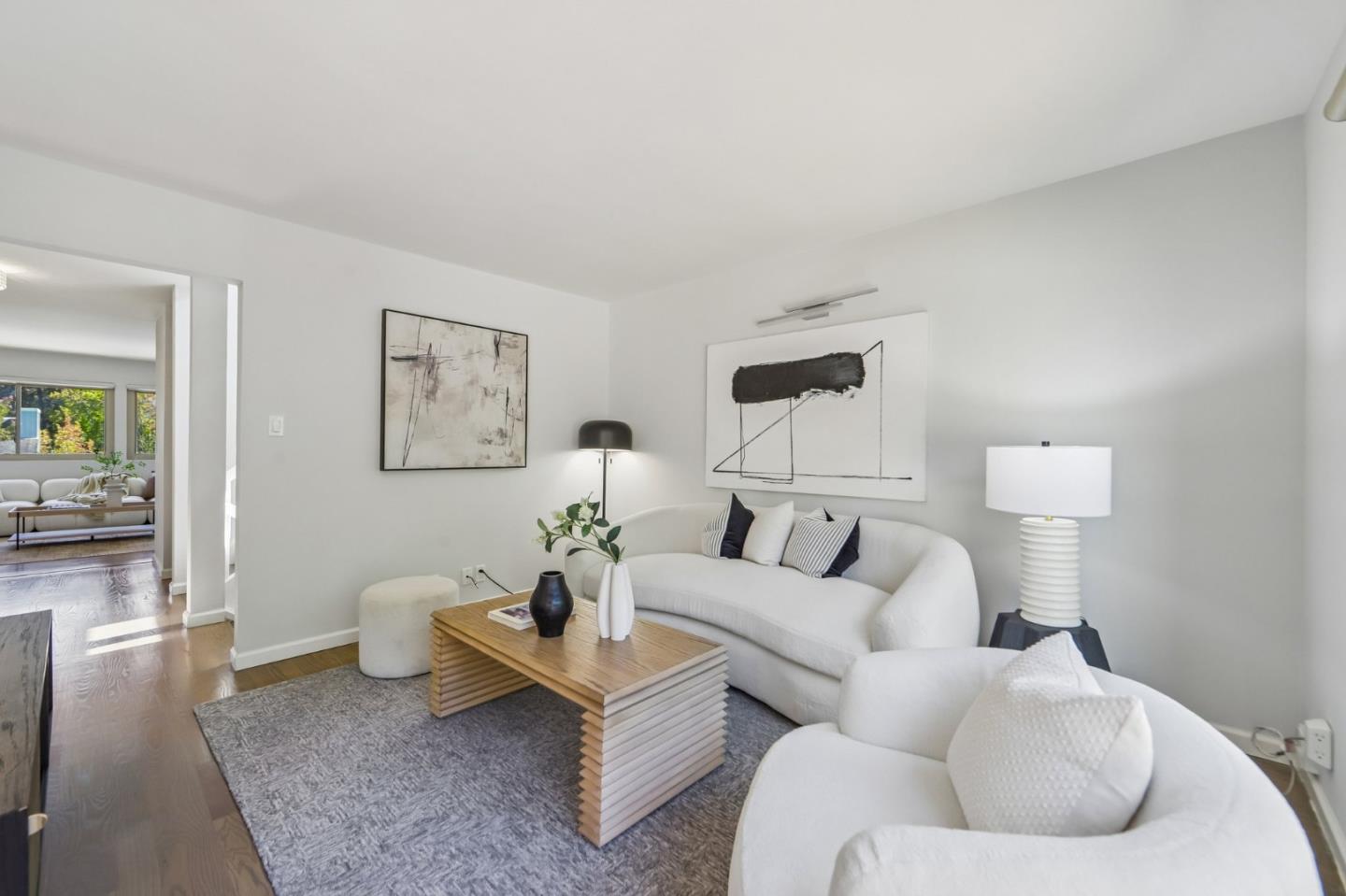 1640 Bayridge Way