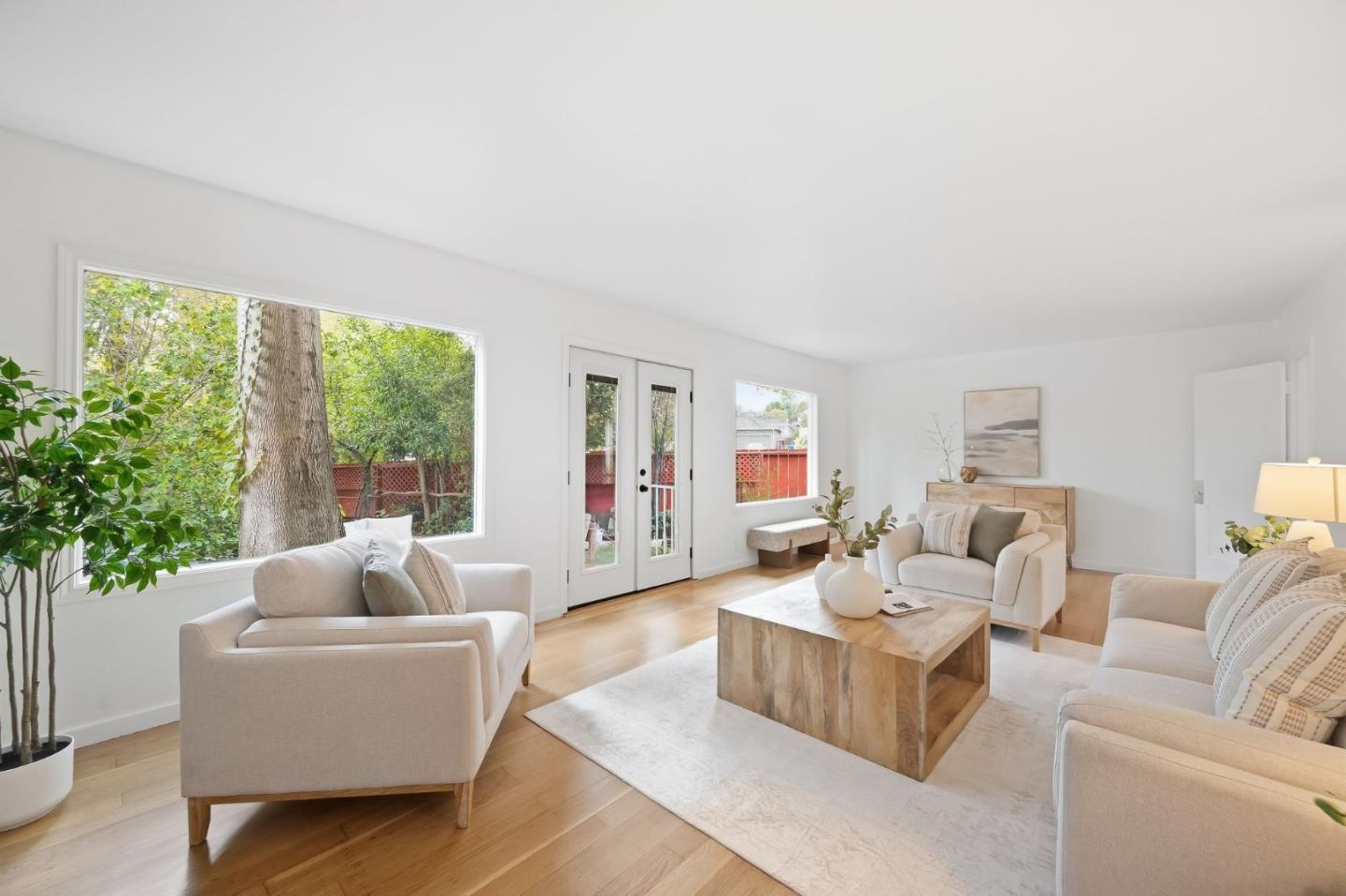 2425 Alameda De Las Pulgas