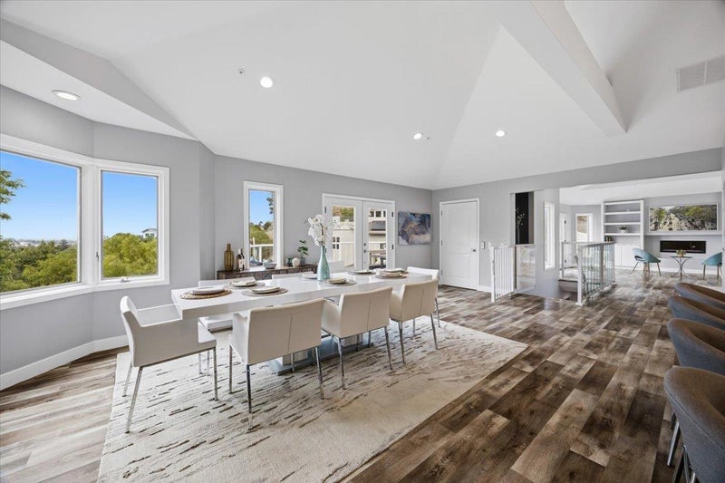 3208 Longfellow Drive
