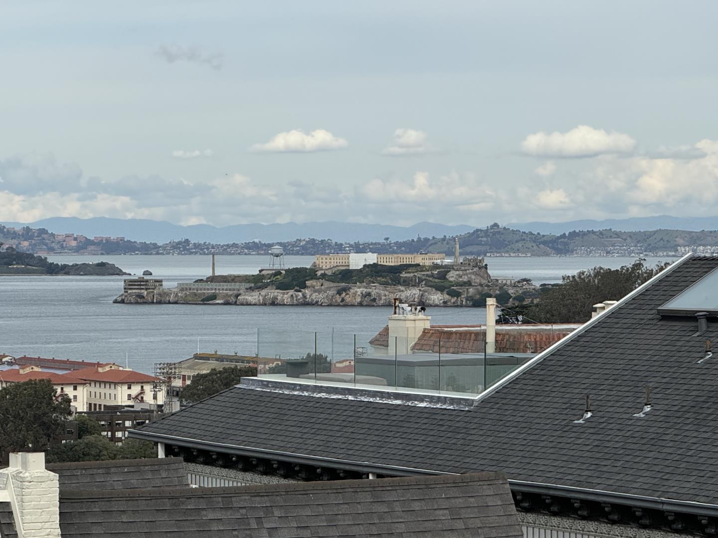 2295 Vallejo Street 408