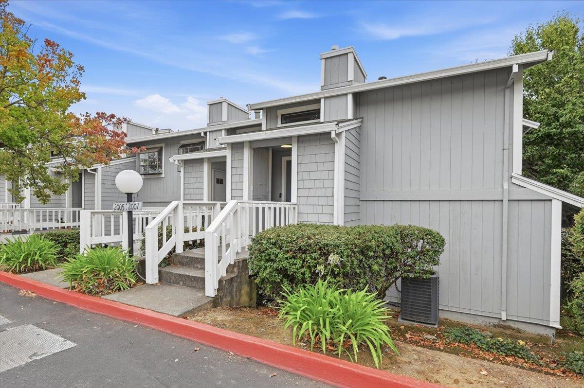 2007 Clearview Circle