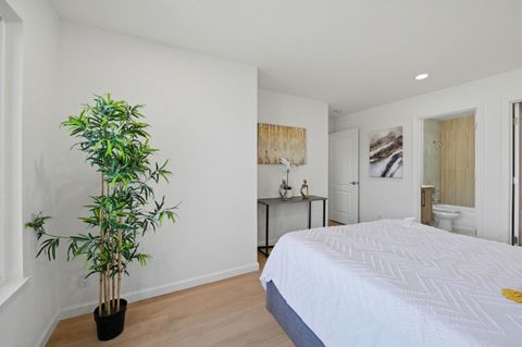 Tiny photo for 633 Teatree Court, San Jose, CA 95128 (MLS # ML82035280)